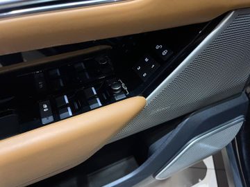 Fahrzeugabbildung Land Rover Range Rover Velar SV Autobiography Dynamic