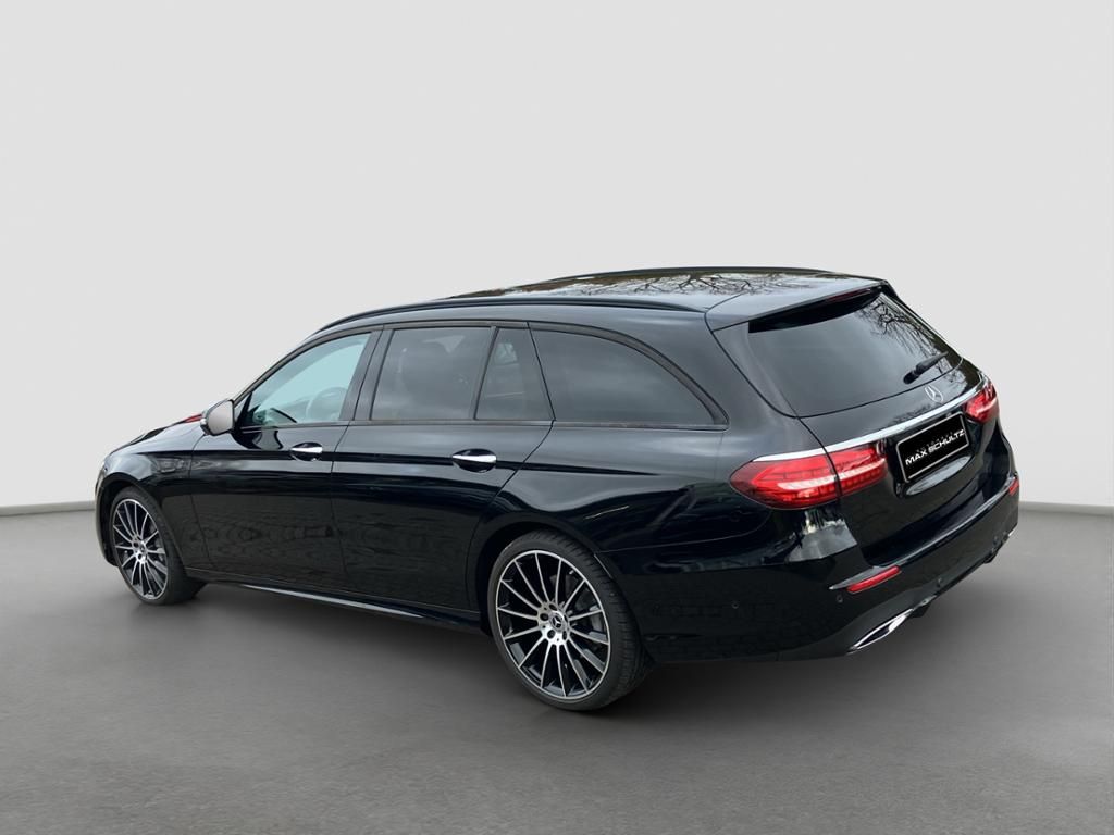 Fahrzeugabbildung Mercedes-Benz E 400 d 4MATIC T-Modell AMG*LED*HUD*FAP*Nav*360°