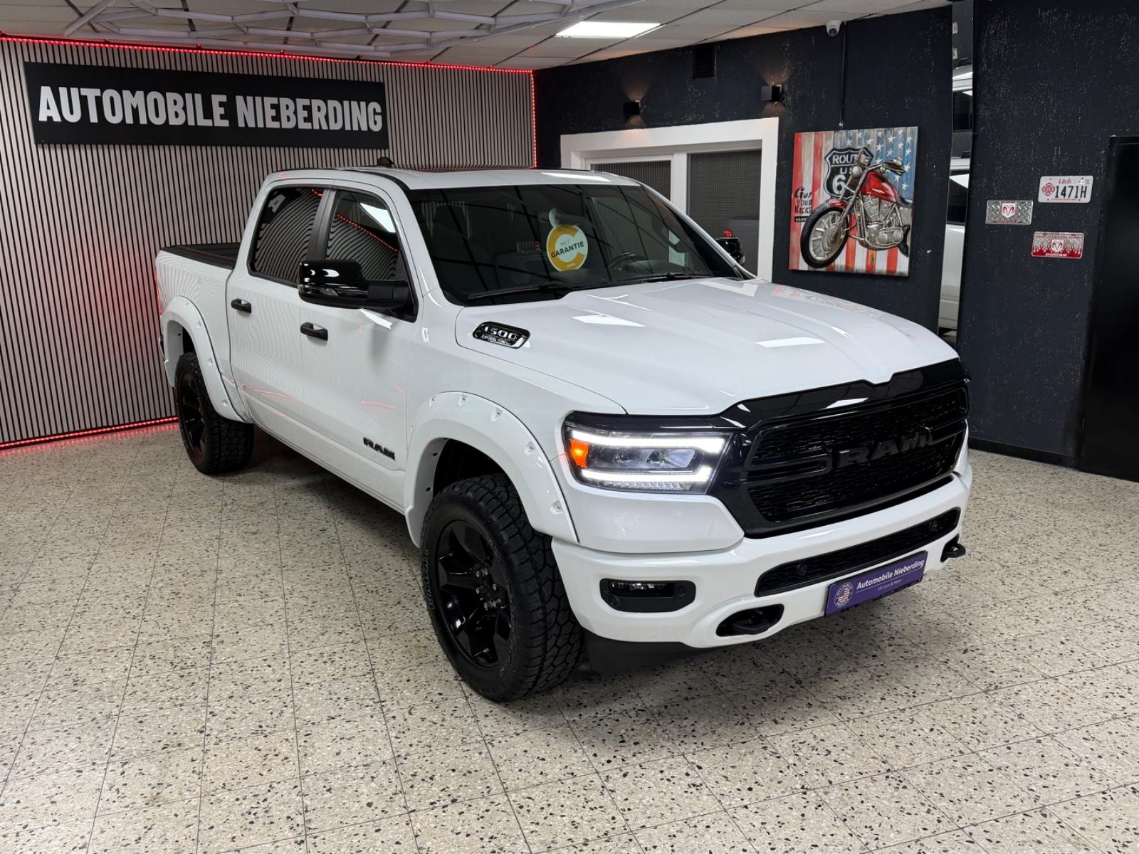Dodge RAM 5.7 HEMI 4X4 Night.Edt / PANO / 12 Zoll /LPG