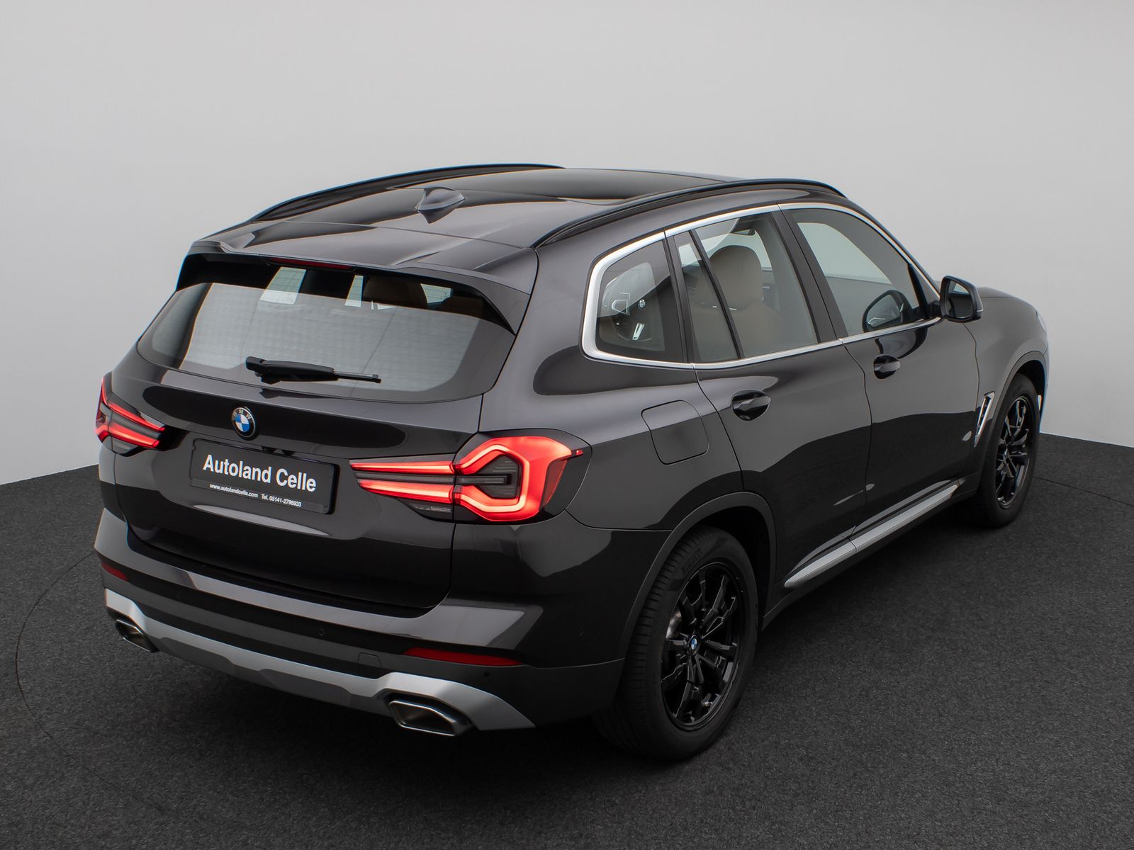 Fahrzeugabbildung BMW X3 xD20d Panorama Kamera DAB AHK Sport 19Zoll