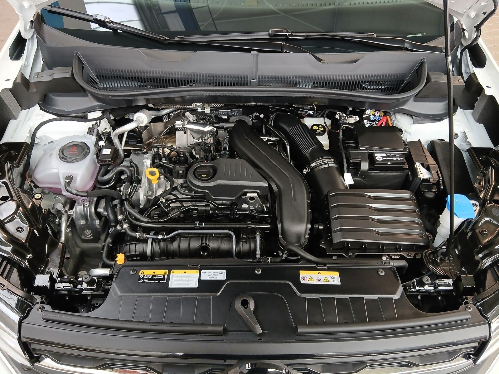 Fahrzeugabbildung Volkswagen T-Cross Goal 1.5 TSI DSG +Kamera +App +Navi +ACC