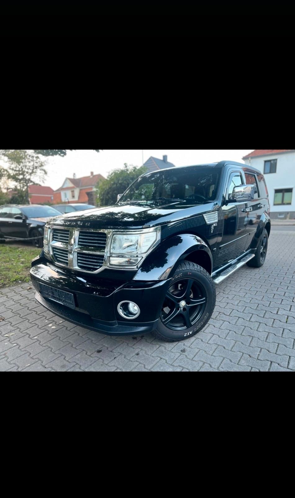 Dodge Nitro 2.8 CRD Automatik 4x4 Viele Neuteile