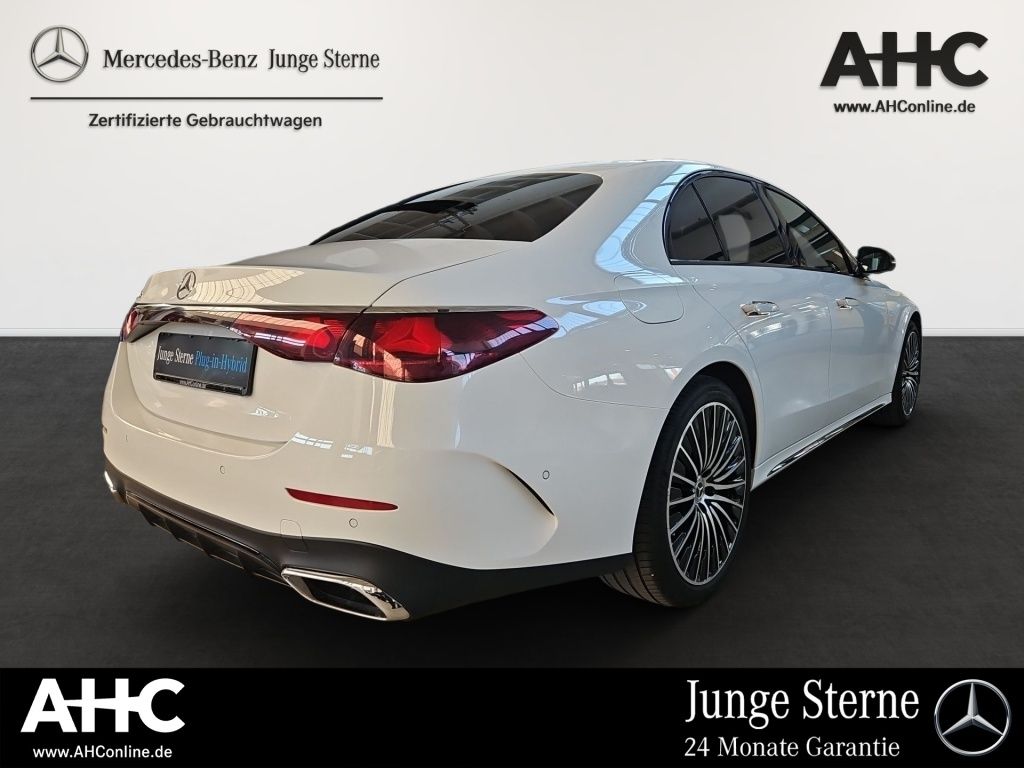 Fahrzeugabbildung Mercedes-Benz E 300 de AMG Night ACC Pano Totwi. Memo Burm.4D