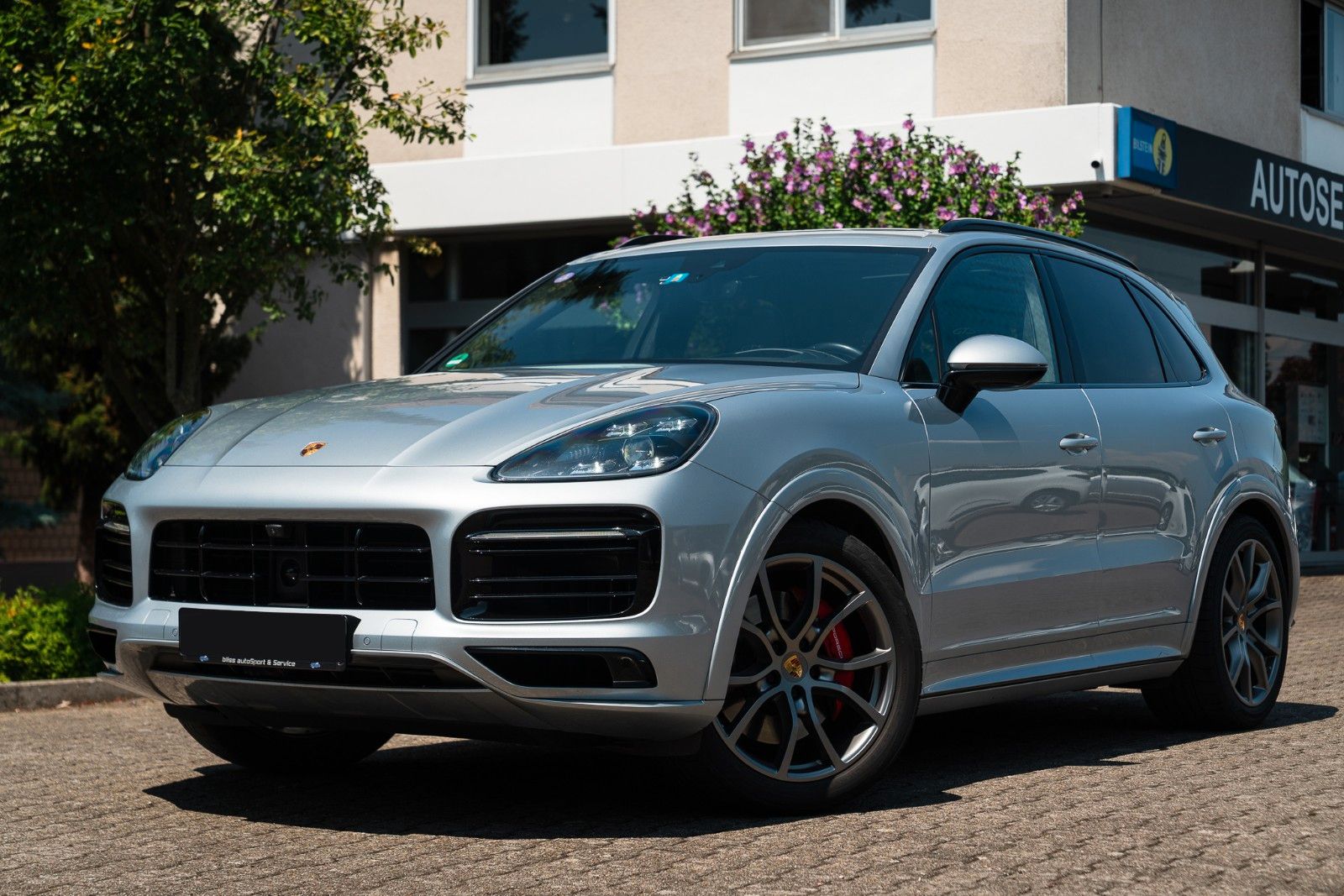 PORSCHE Cayenne GTS