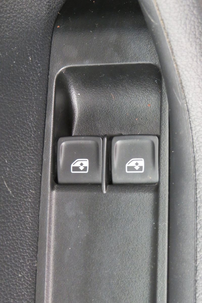 Fahrzeugabbildung SKODA Fabia Combi KLIMA SITZHEIZUNG PDC ALU 1.HAND