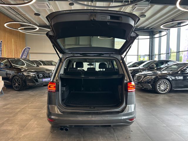 MYAUTOCENTER – Gebraucht- und Jahreswagen mit Werkstattservice in Pfaffenhofen Volkswagen Touran *AHK*ACC*PDC*3-Zonen*NAVI*1-HAND*