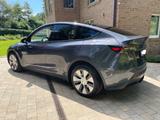 Tesla Model Y Long Range Dual Motor AWD Long Range - Tesla Model Y in Hamburg