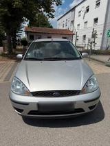 Ford Focus 1.4 / Klima 1.Hand - Ford Focus aus 2003: Kleinwagen