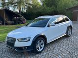 Audi A4 Allroad Quattro 2.0TDI 6Gang,1Hand, 138tkm!!! - Audi A4 Allroad: 2.0
