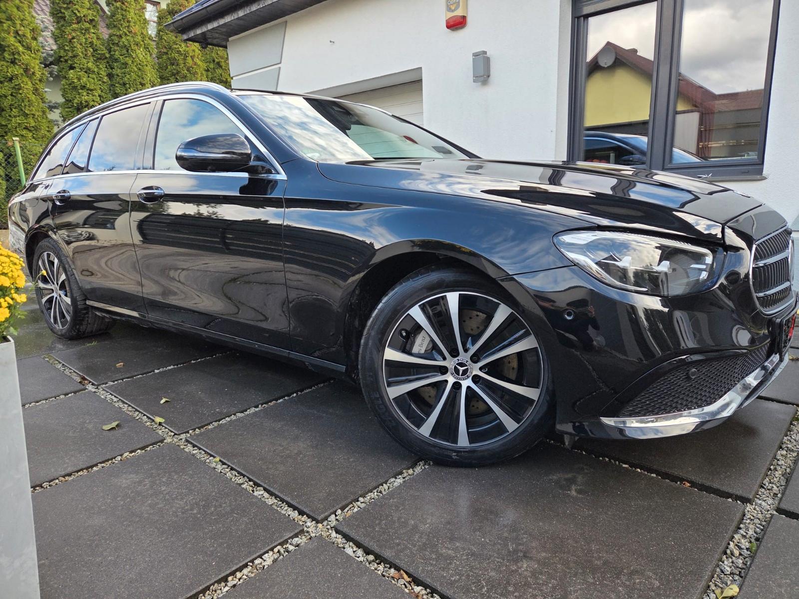 Mercedes-Benz E300de 360 BURM PANO AHK MBUX 12xASSIST RADAR