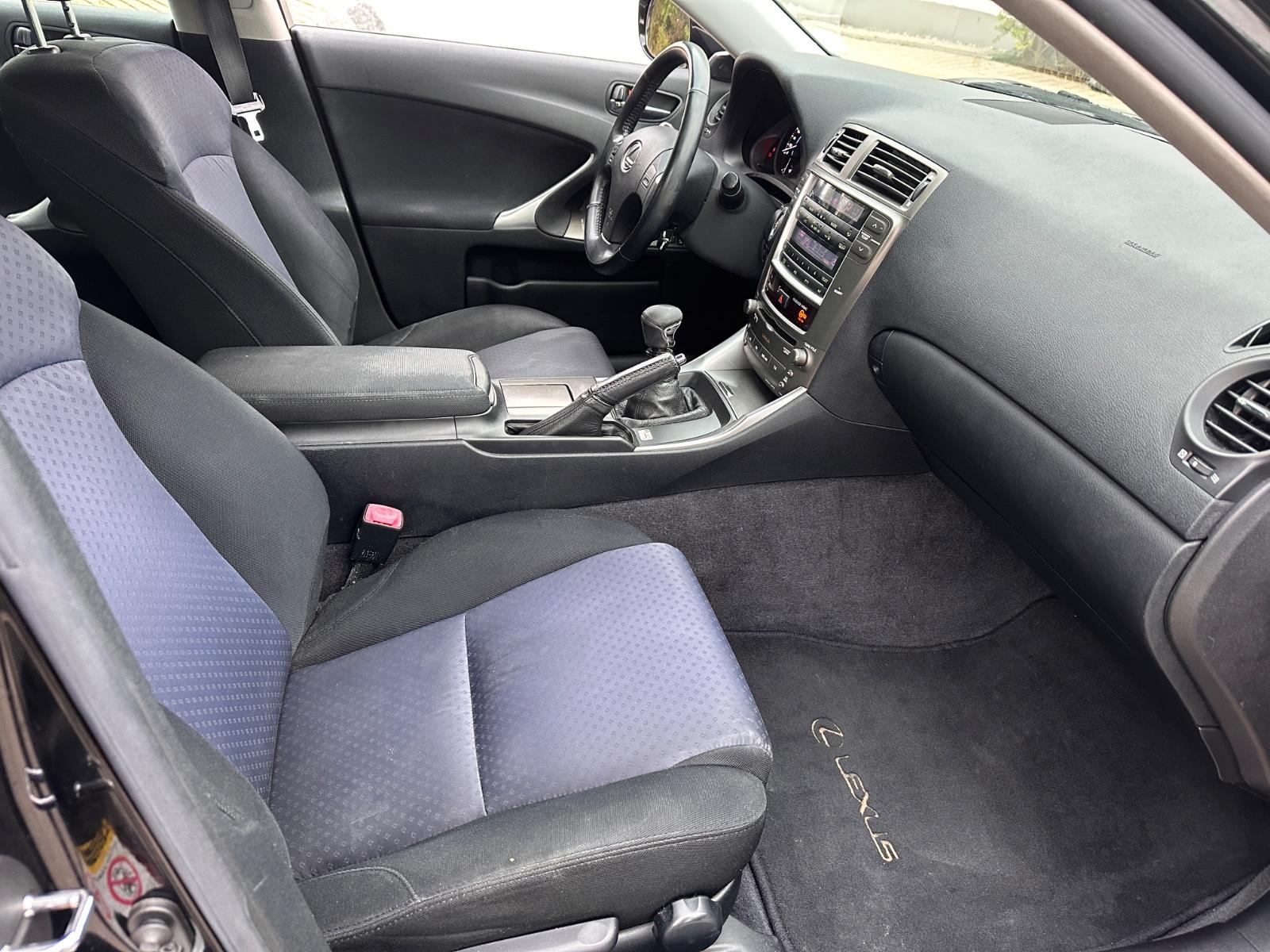 LEXUS IS 250 V6 208CH