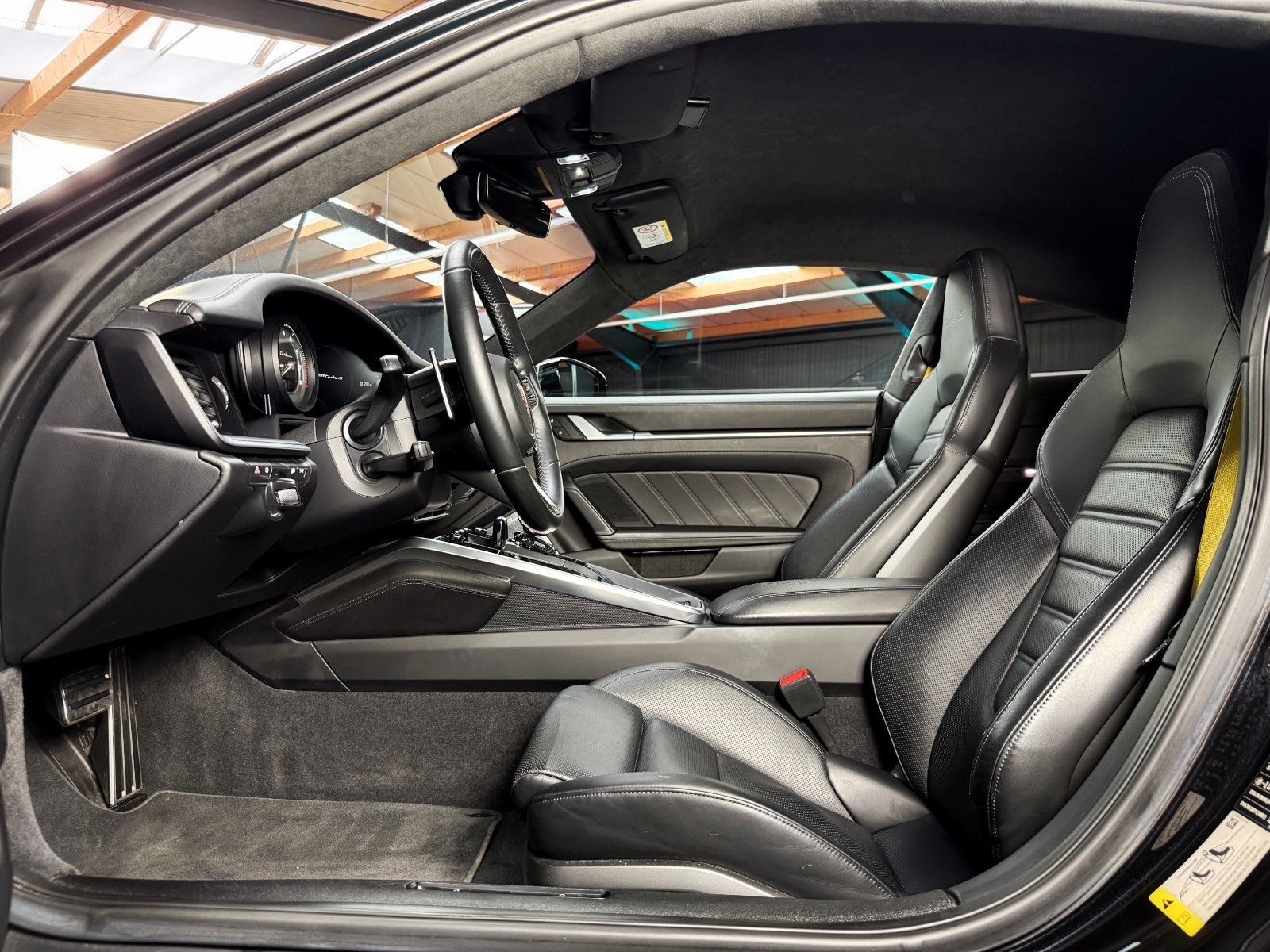 Fahrzeugabbildung Porsche Turbo S + Burmester + PCCB + Carbon Dach + Appro