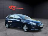 Hyundai i30 CW blue 1.4 Comfort*AKH*KL AUT*2. HAND*TÜV N - Hyundai i30 aus 2011: I30cw