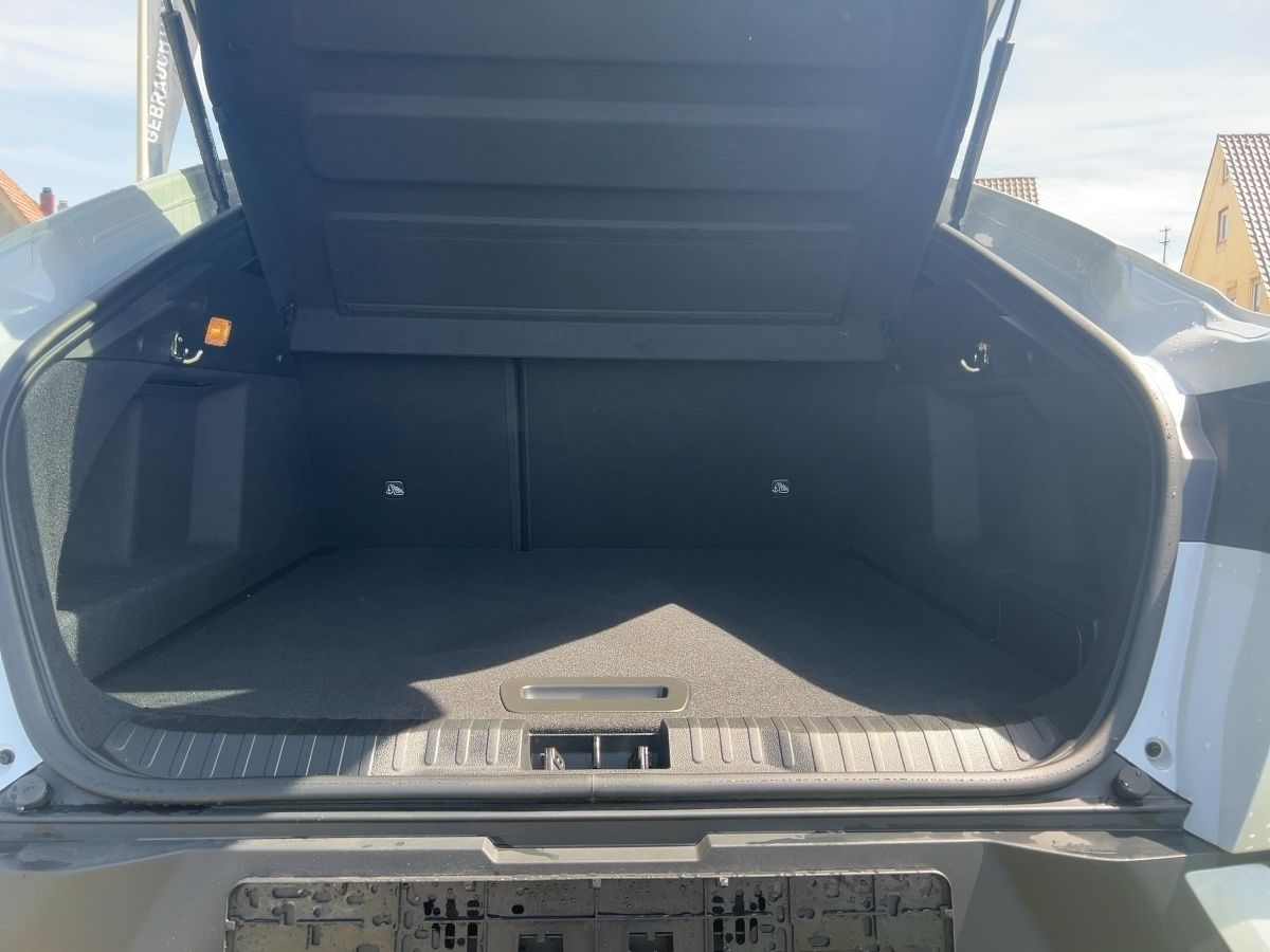 Fahrzeugabbildung Renault Arkana TECHNO Full Hybrid 145 Glasdach GJR
