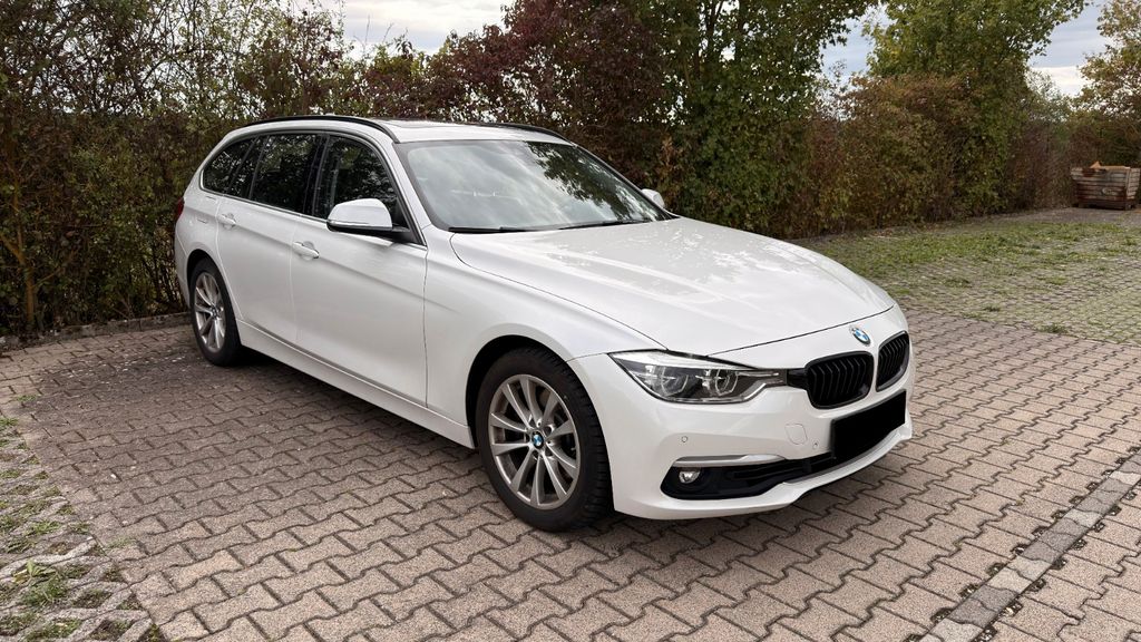 Image of BMW 330