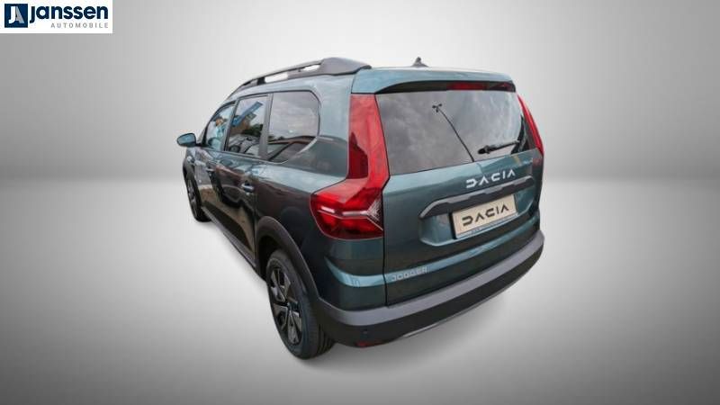 Fahrzeugabbildung Dacia Jogger Expression TCe 110 7-Sitzer