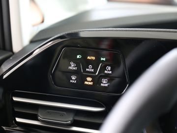 Volkswagen Caddy eHybrid DSG Style LED NAVI ACC KAMERA AHK
