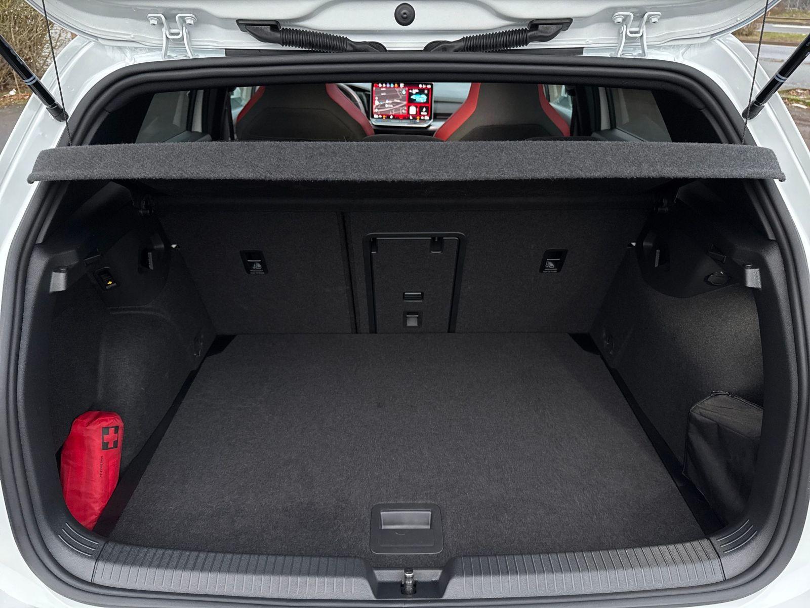 Volkswagen Golf VIII GTI 2.0 TSI DSG, AHK, PANO, HEAD-UP, R, миниатюра 13