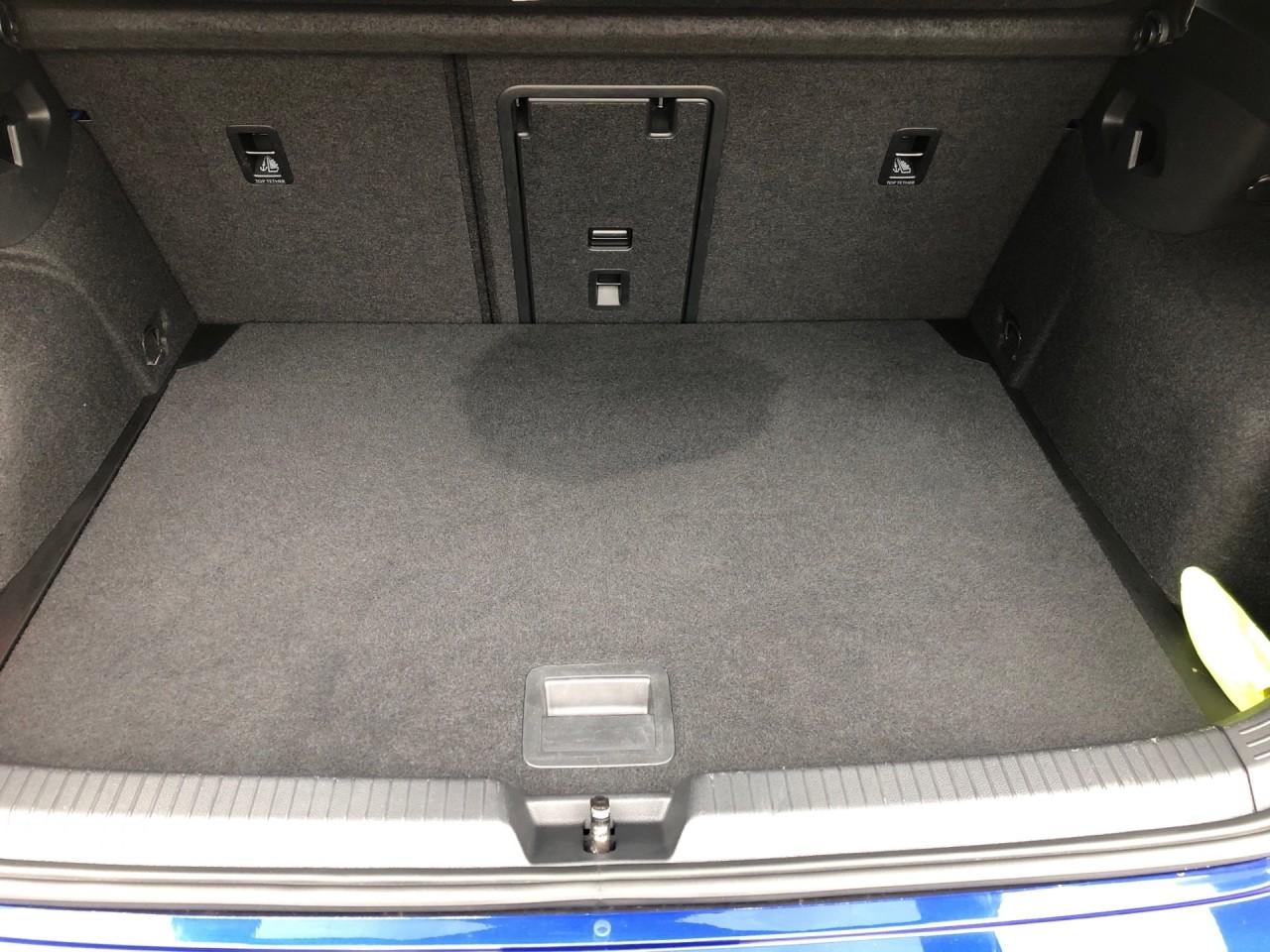 Volkswagen Golf VIII R 2.0 TSI DSG 4Motion+LEDER+PANO+AKRA, миниатюра 12