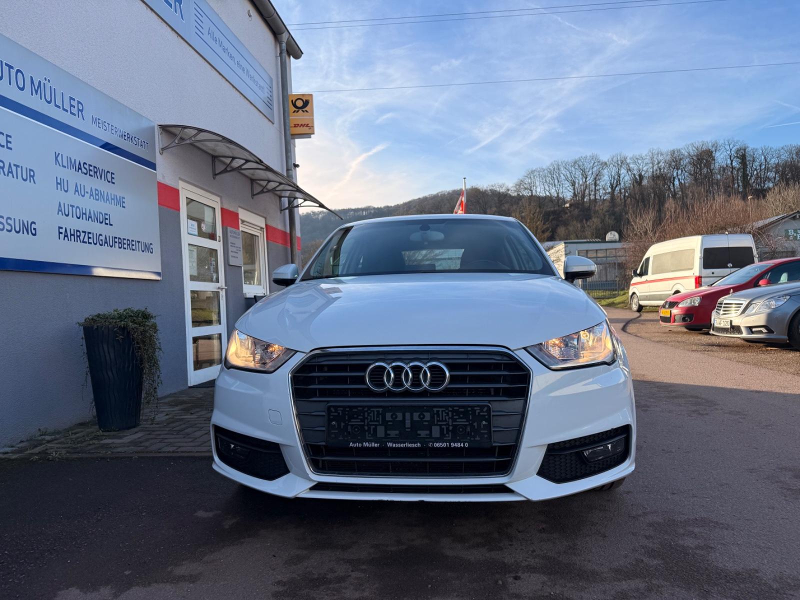Audi A1 sport 1.6 TDI S-Tronic PDC