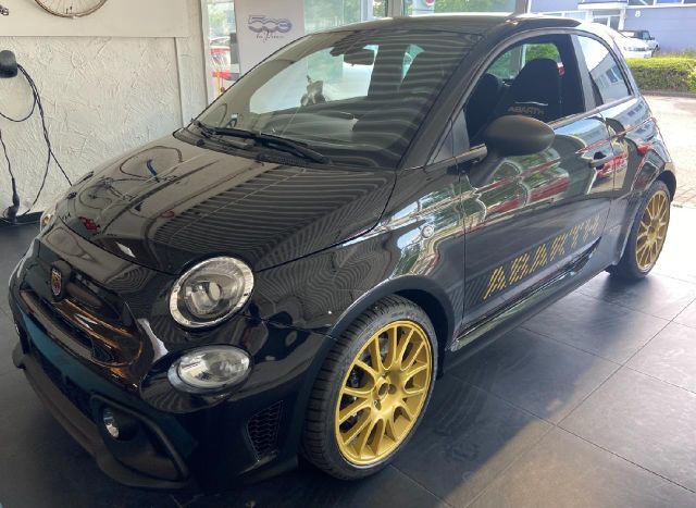 Abarth 500 695 75 Anniversario