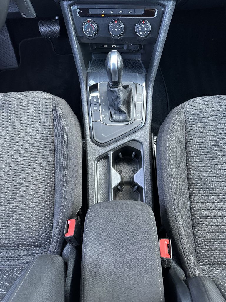 Fahrzeugabbildung Volkswagen Tiguan Allspace 2.0 TDI DSG R-Line Black NAV+ACC