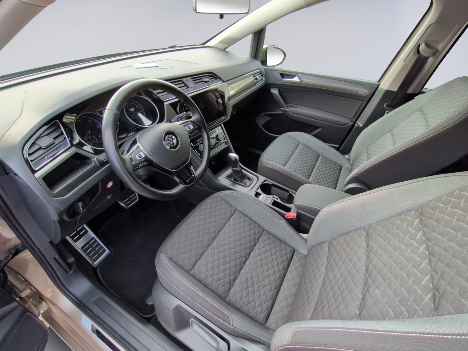 Touran 2.0 TDI DSG Join AHK+NAVI+ACC