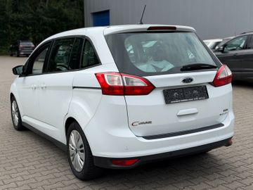 Ford Grand C-Max - 12