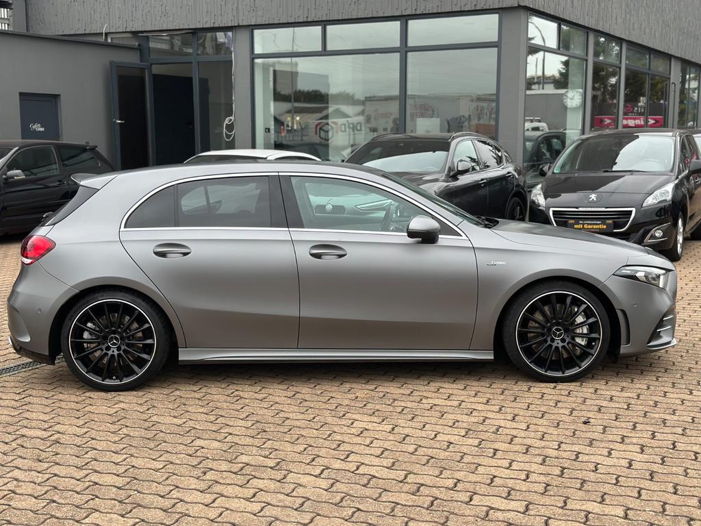 Mercedes-Benz A 35 AMG