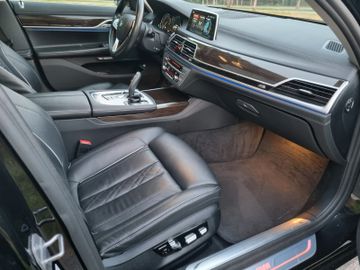 BMW 730 - 5