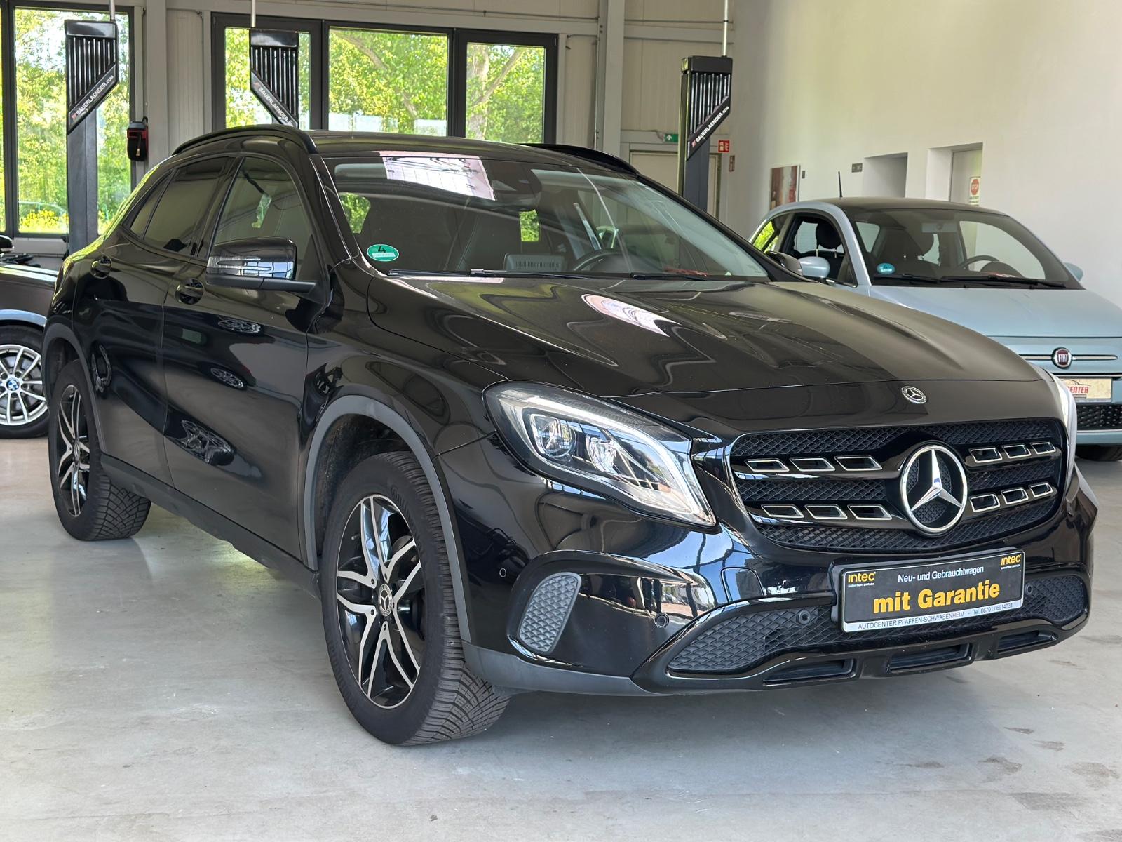 Mercedes-Benz GLA 200 Nightline/Sportpaket/Led