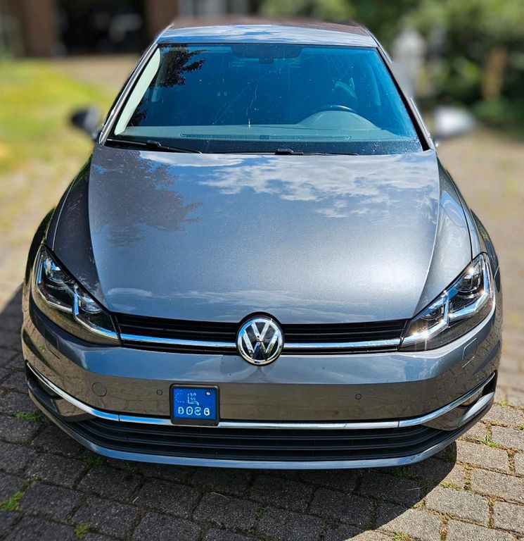 Image of Volkswagen Golf