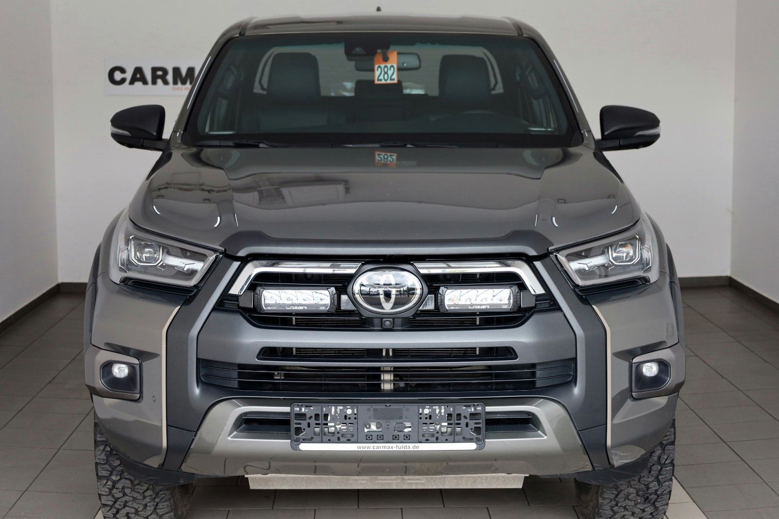 Fahrzeugabbildung Toyota Hilux 2.8 D-4D Invincible,ACC,Navi,Rollo,AHK