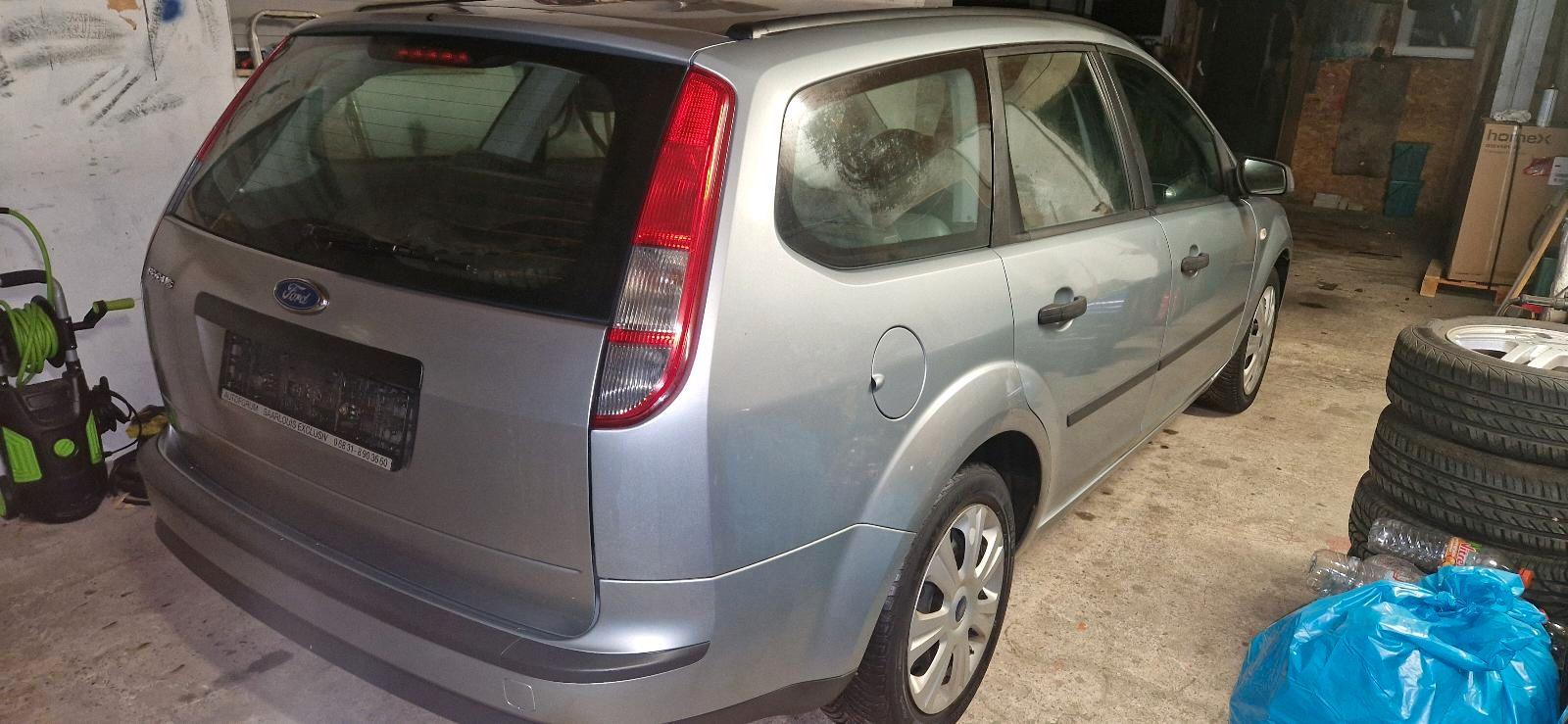 Ford Focus, 2004