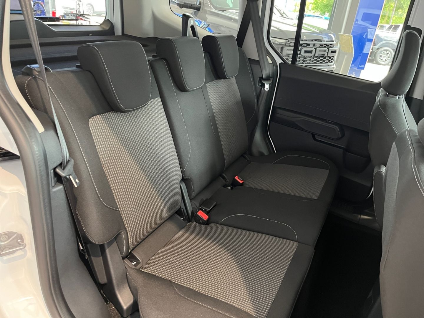 Ford Tourneo Courier - Bild 7