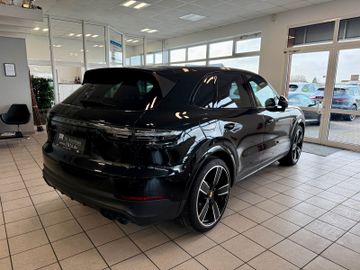 Porsche Cayenne - 5