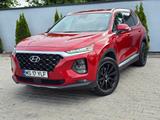 Hyundai SANTA FE 2.4 GDI 4WD 8AT  - Hyundai SANTA FE mit Benzin-Antrieb: Automatik