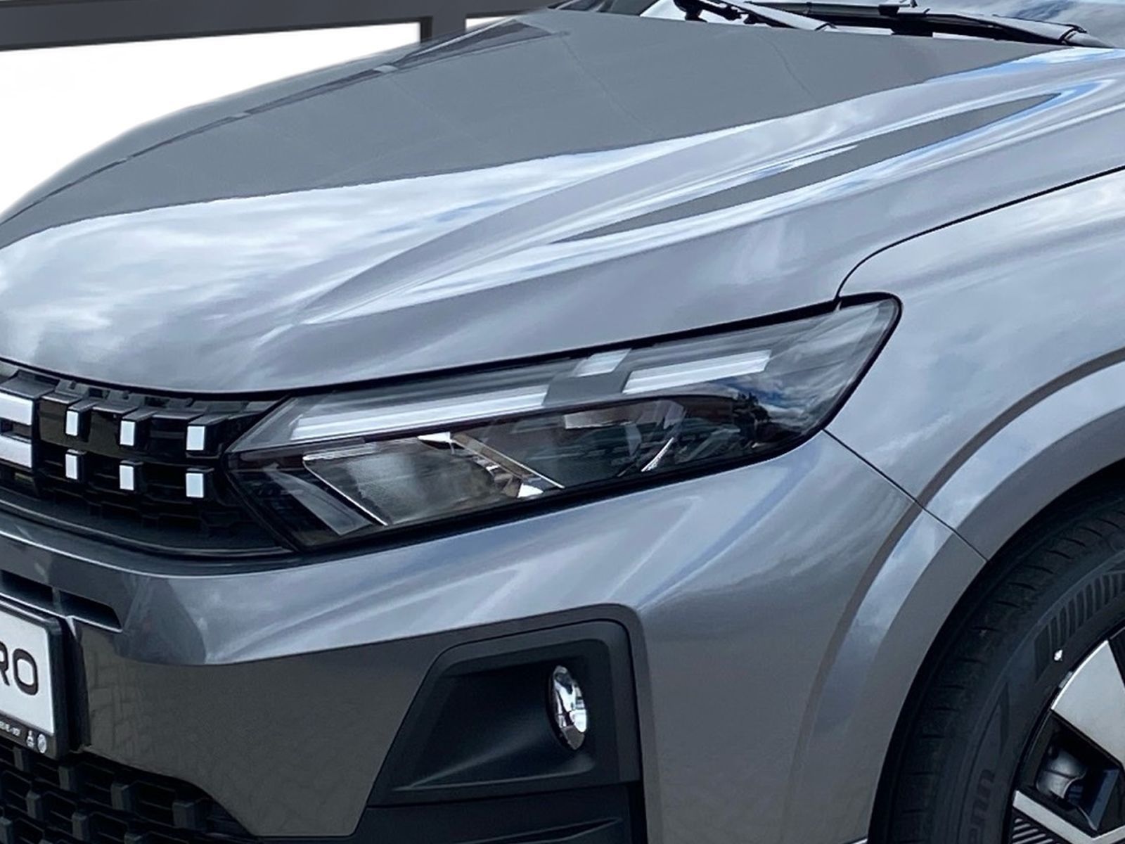 Fahrzeugabbildung Dacia Sandero III 1.0 TCe 100 Expression*NAVI*Sitzheiz