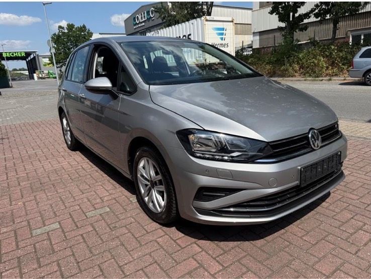 Image of Volkswagen Golf Sportsvan