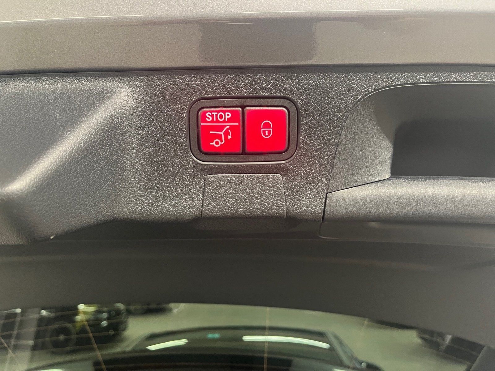 Fahrzeugabbildung Mercedes-Benz CLA 250 e SB AMG+*Pano*HUD*Distronic*Night*360°