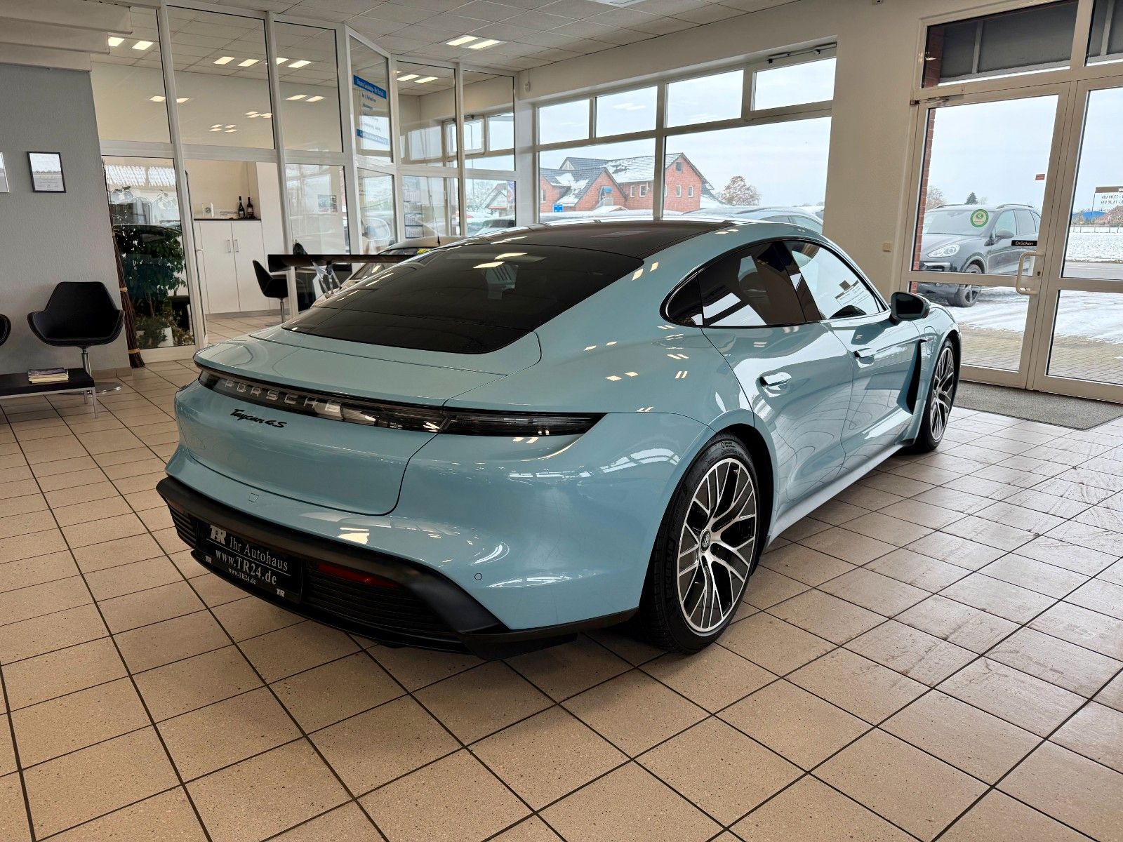 Fahrzeugabbildung Porsche Taycan 4S Performance/Panorama/PDCC/HeadUp