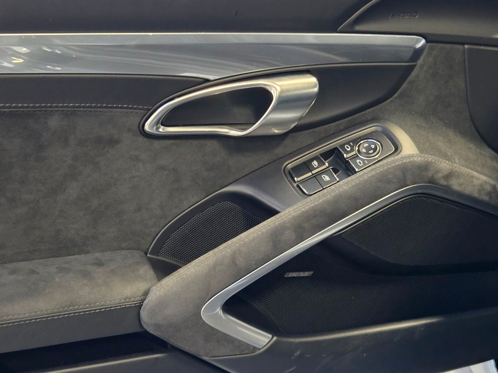 Fahrzeugabbildung Porsche Cayman 718 GTS/Sportchrono