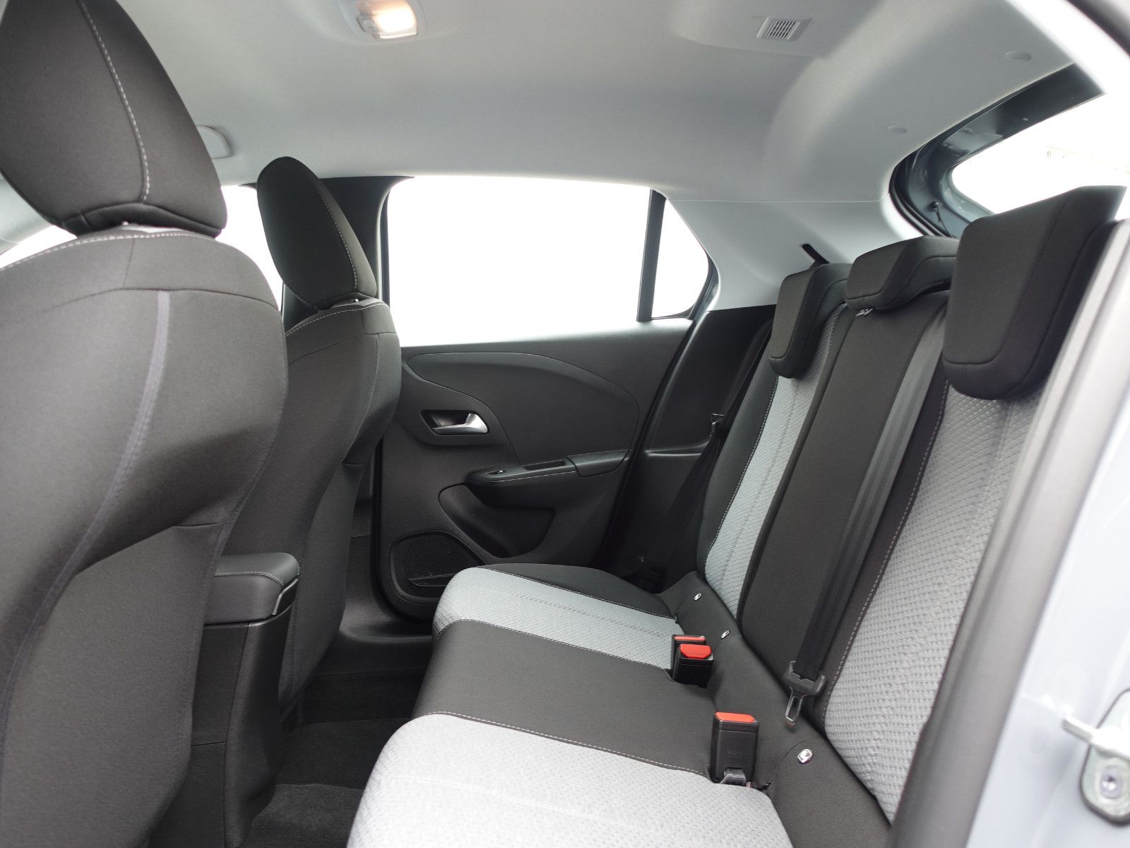 Fahrzeugabbildung Opel Corsa 1.2 Edition Allwetter,PDC,Kamera,Klima,DAB