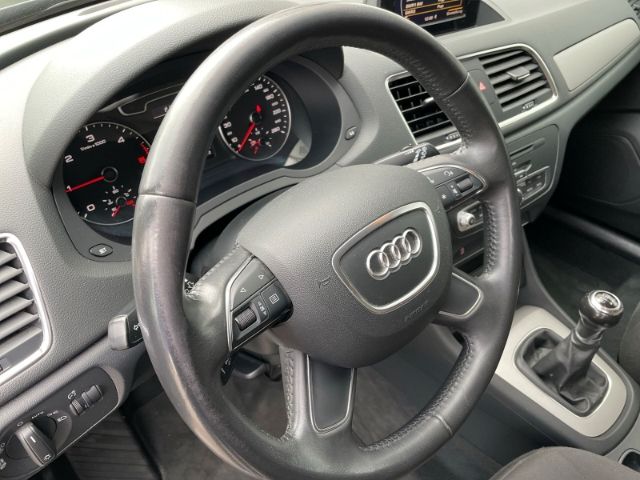 Fahrzeugabbildung Audi Q3 2.0 TDI AHK, Navi, Xenon, Tempomat, Sitzheizu
