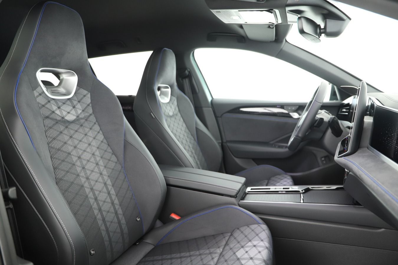 Volkswagen Passat Variant - Bild 7