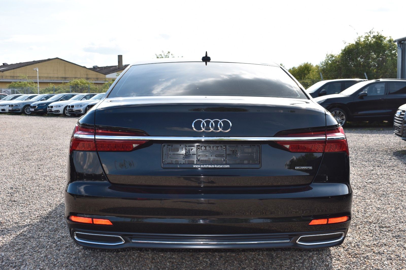 Fahrzeugabbildung Audi A6 55 TFSI quattro sport HUD Pano Standh. Nachts