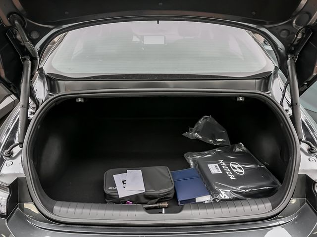 Hyundai Ioniq 6 Navi Digi-Cockpit LED ACC El. Heckklappe