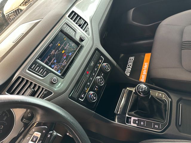 Volkswagen Golf  VII Allstar *LED*Navi*Kamera*AHK Schwenkb*