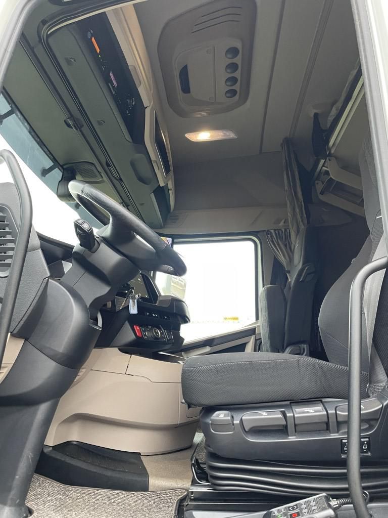 Fahrzeugabbildung DAF FT XG 480