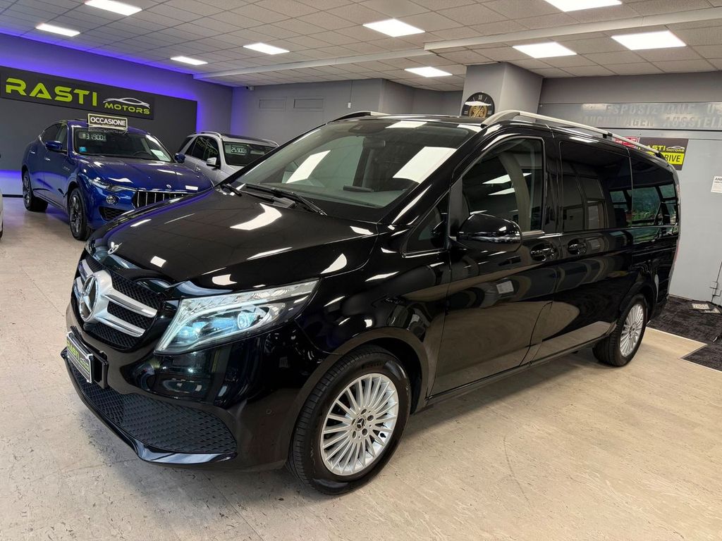 Image of Mercedes-Benz V 220